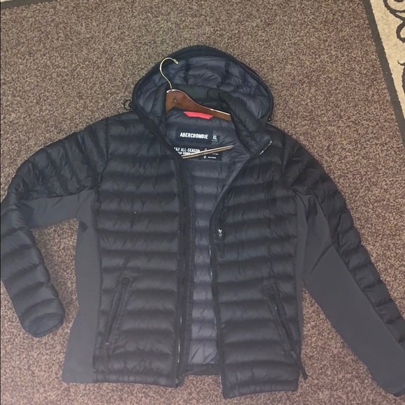Abercrombie & Fitch Other - Abercrombie Puffer Jacket